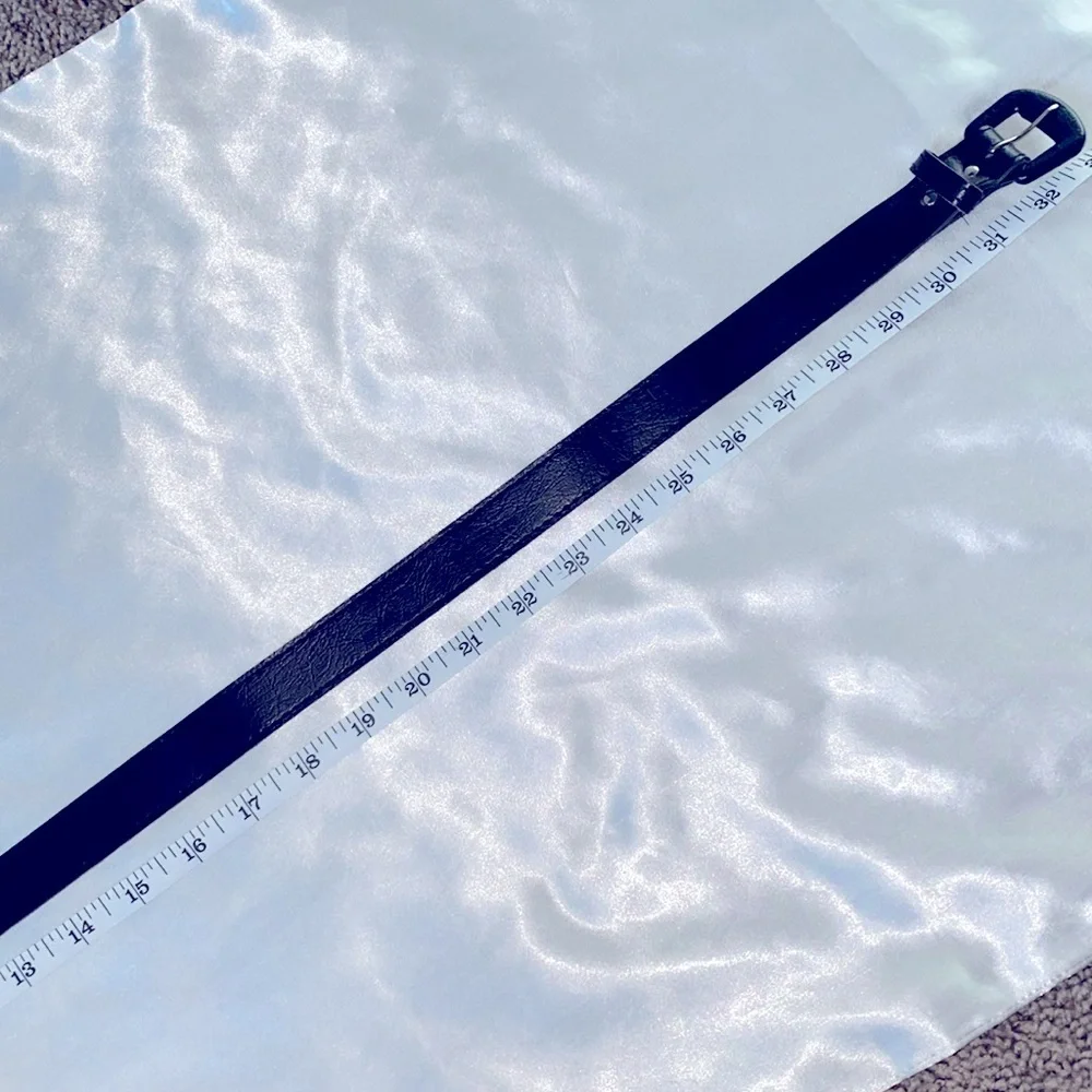 Stylish Women’s Small/Medium adjustable Belt  -‎ like new